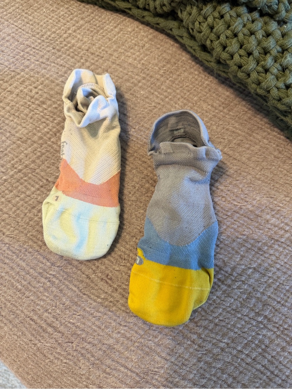 No-Show Colorblock Women's Socks - Yellow, Coral & Gray